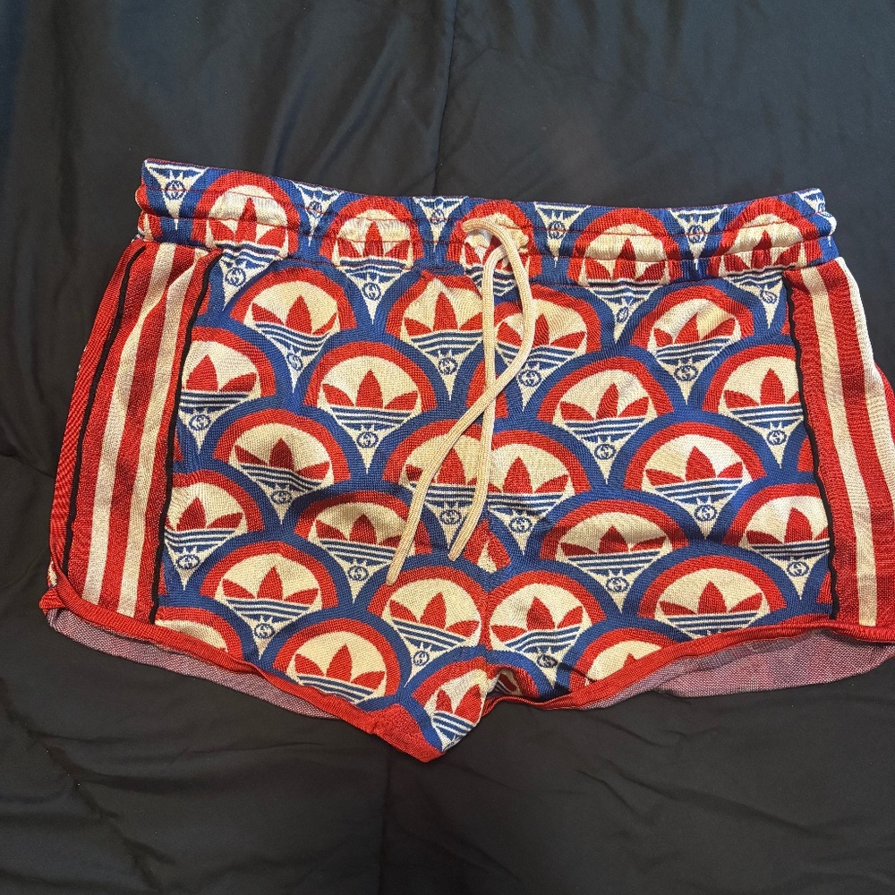 Adidas x Gucci Jacquard Shorts – Red/Blue (Size Large)